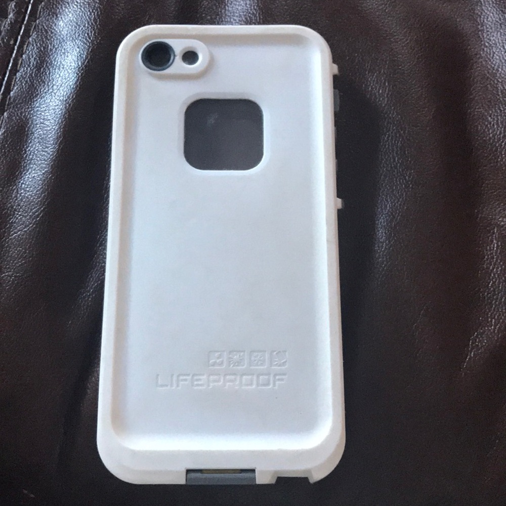 iPhone lifeproof case for 4, 4s, and 5s